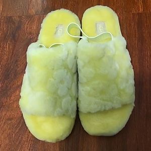 ****NEON****UGG WOMEN FLUFF SLIDES ***NEW****